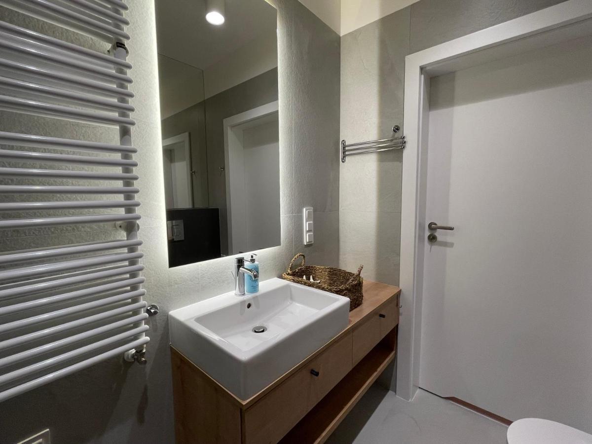Apartament Morski Widok Nautic Park 51 Darlowko Exteriör bild