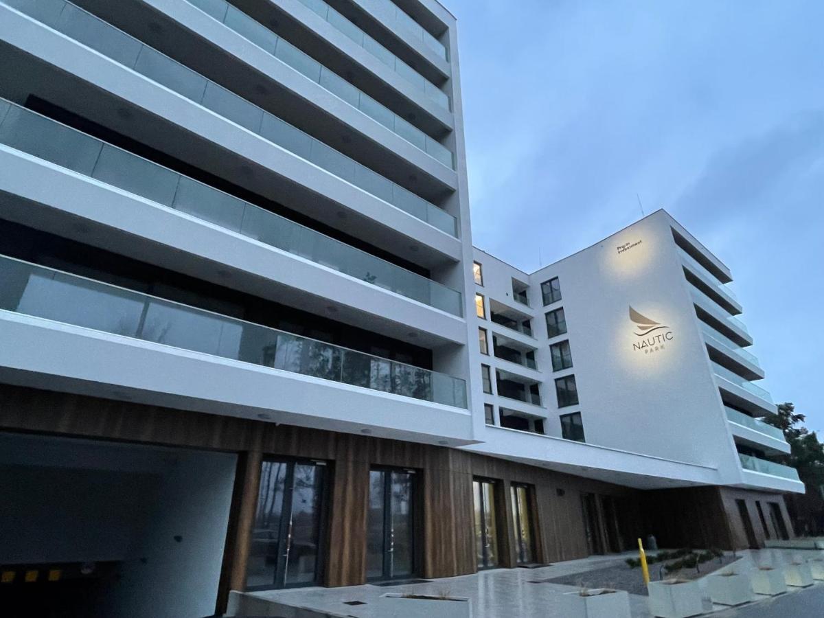 Apartament Morski Widok Nautic Park 51 Darlowko Exteriör bild