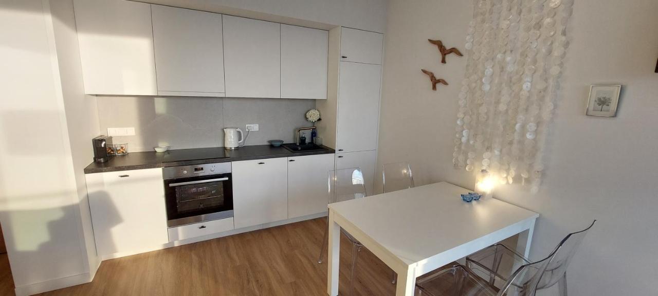 Apartament Morski Widok Nautic Park 51 Darlowko Exteriör bild