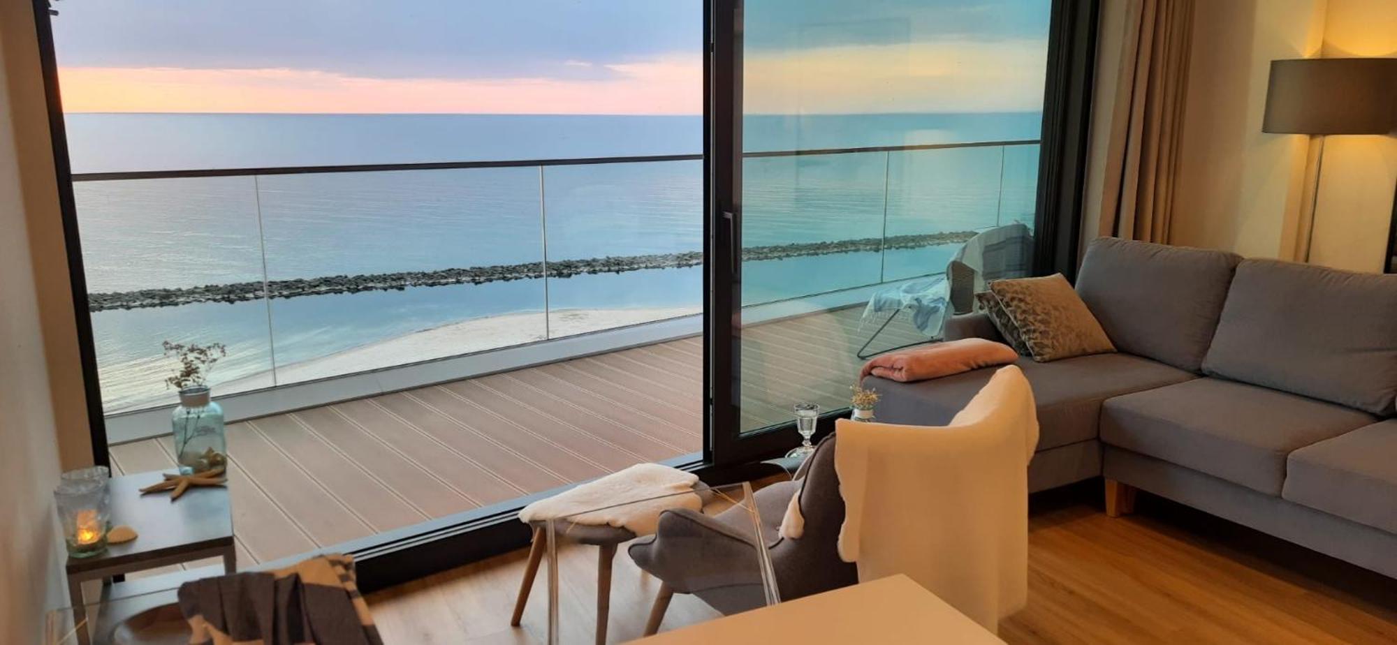 Apartament Morski Widok Nautic Park 51 Darlowko Exteriör bild