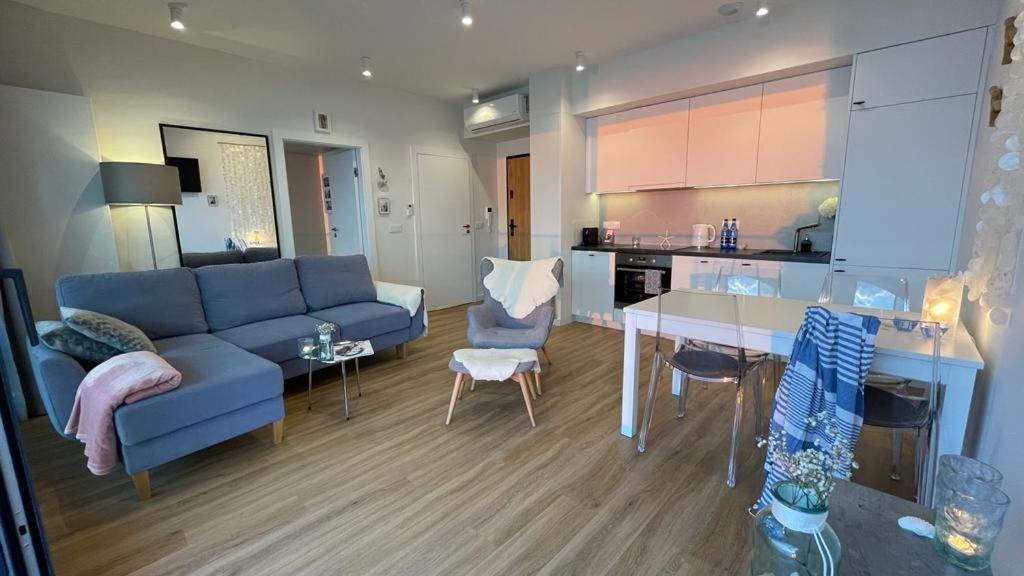 Apartament Morski Widok Nautic Park 51 Darlowko Exteriör bild