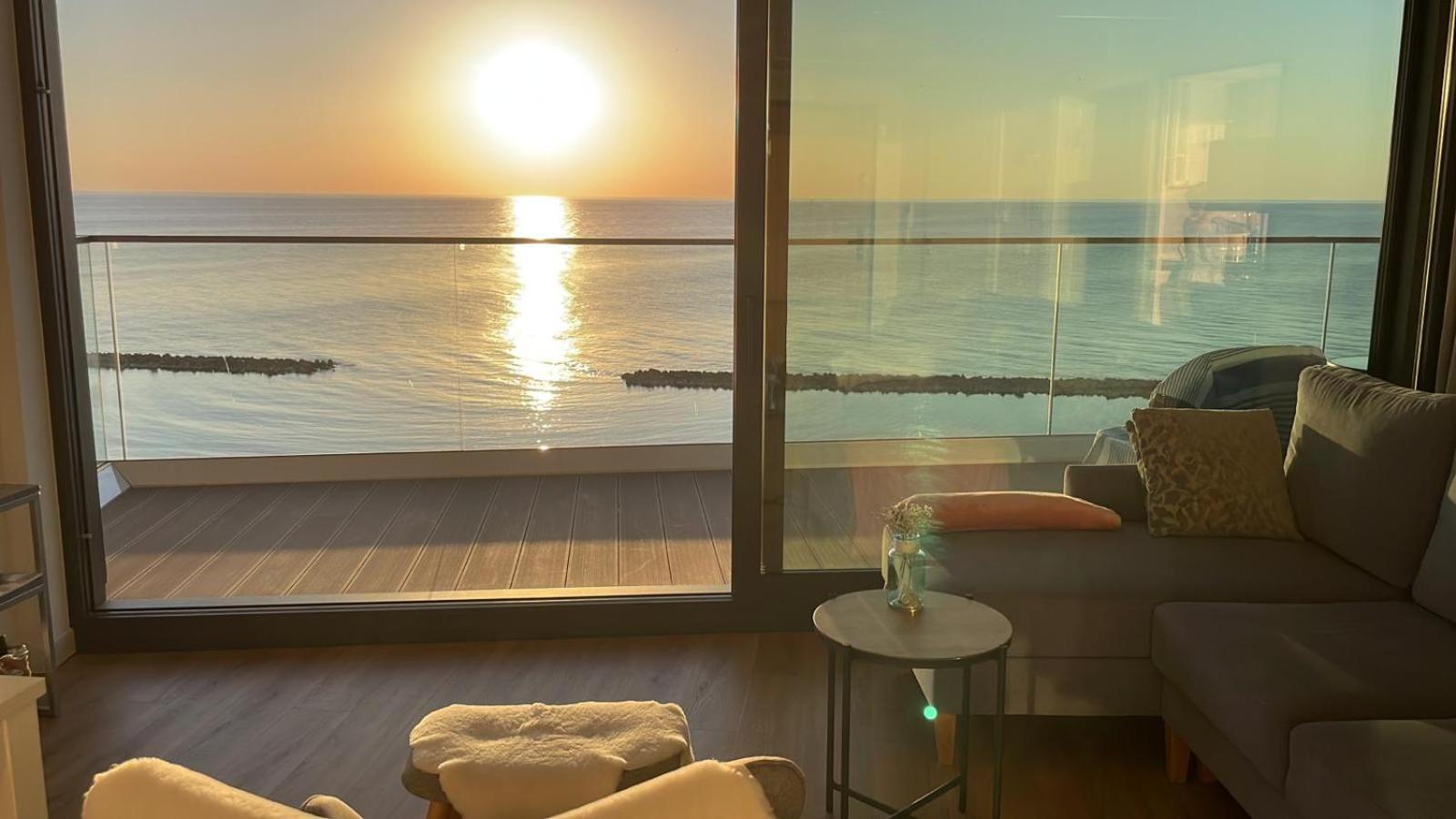 Apartament Morski Widok Nautic Park 51 Darlowko Exteriör bild