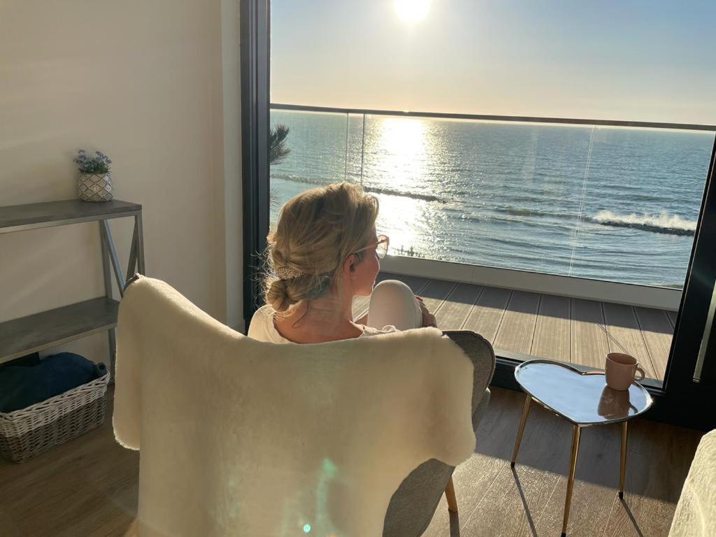 Apartament Morski Widok Nautic Park 51 Darlowko Rum bild